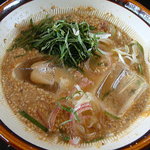 手打ちうどん さわいち - 2010年8月　氷を入れて冷やします