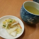 とんかつ山家 - 着席すると、出てきます