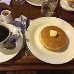珈琲専科 パイン舘 - プレーンパンケーキ