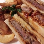 Beef cutlet Sandwich ビーフカツレツサンドイッチ フライポテト添え