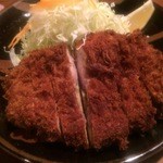 かつ政 - 特ロースかつは230gもあります【料理】 