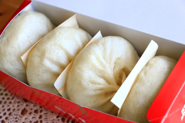 551 HORAI Ekimarusheshin Osaka Ten Zairaisen Kaisatsunai