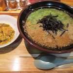 博多ラーメン かっぱ亭 - 博多ラーメン(麺①番)