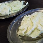 骨付鳥 一鶴 - キャベツ