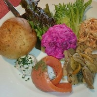 Russian Restaurant ROGOVSKI 銀座 - 前菜+パン