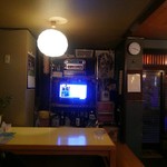 おてん - テーブル席にはカラオケもあります