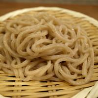 自家製粉石臼挽きうどん 青空blue 本店 - 自家製粉粗挽きざるうどん　