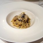 カンブーザ - 自家製タリオリーニ；本日 カラブリア州から届いた“サマーポルチーニ”のソース