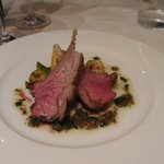 カンブーザ - 骨付き仔羊のロースト　トスカーナ風　アッチョガータソース