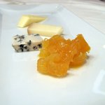 カンブーザ - チーズの盛り合わせ