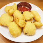 ヴェヌス サウス インディアン ダイニング - ミックスバジ：野菜を豆粉で揚げたスナック(400円)