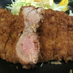 とんかつ春 - ごらんよ、相模原でもレアに近いぞ！！