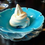 ＨＡＮＡ吉兆 - 夏の青空を思わせるブルーの皿