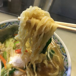 Shuurai - 手打ちの平打ち縮れ麺