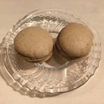 フレンチ サクラ - 焦がしキャラメルのマカロン