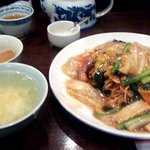 来来 - 五目やきそば（ランチ）