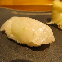 すし屋のさい藤 札幌本店 - ひらめ