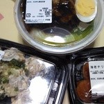 昇龍園 - 豚角煮丼、エビチリ、若鶏のマヨネーズ和え