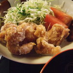 五十鈴塾 - メインのから揚げ