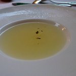 明神館 - 県内産トマトのクリアースープ　差し替え500円