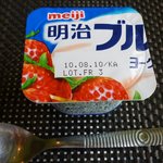 明神館 - 朝食：ヨーグルト