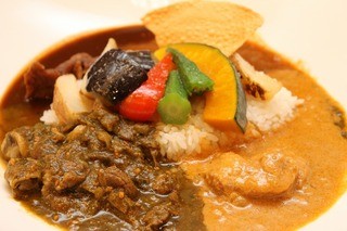 若草カレー本舗 - スペシャルあいがけカレー１１８０円