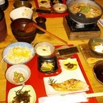 湯布院温泉　御宿　由布乃庄 - 朝食も豪華です。