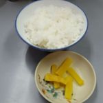 まゆみの店 - カレー鍋焼きラーメンはデフォでごはん小が付いてきます