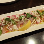 ヒラスとトマトのカルパッチョ