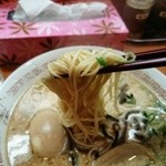 Nijuu Hachidaime Tetsumen - 豚骨醤油ラーメン500円