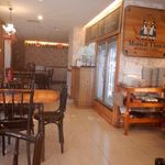 Mom & Tina's Bakery Cafe - 