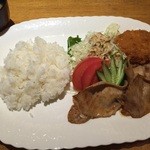 アオヤギ - ポーク生姜焼き・蟹コロッケ