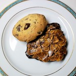 ア コテ パティスリー - フロランタン & ビスキュイアメリカン