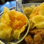 沾仔記 - 至尊三宝麵（招牌雲呑・鮮鯪魚肉・鮮牛肉）