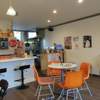 どんどん焼きカフェ カシワヤ_2