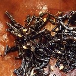 お通しのめひじき