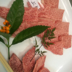 大和榛原牛 うし源 - お任せ五種盛り焼肉