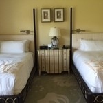 The Kahala Hotel & Resorts - Bed Room