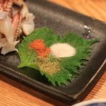 恒屋伝助 - 山椒、お塩、一味をお好みで