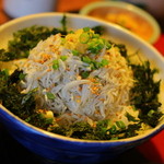 定食屋しゃもじ - シラス丼定食　１３５０円くらい？？