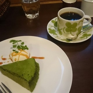 カフェアンドバー ハシモトテイ_1