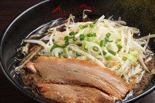 Jun-pey ra-men  - 黒ラーメン　７００円