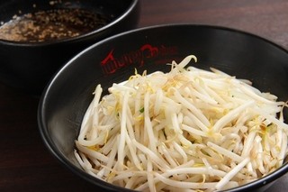 Jun-pey ra-men  - 黒つけ麺　７５０円２５０gまで無料