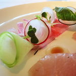 アジュール フォーティーファイブ - ブリのマリネ 大根のサラダ