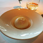 アジュール フォーティーファイブ - フロマージュブラン イチゴのソース