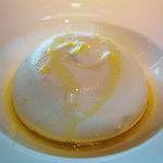 アジュール フォーティーファイブ - フロマージュブラン イチゴのソース