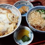 更科丸屋 - カツ丼＋ミニたぬきそば　小鉢つき