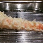 てんぷら 深町 - 車海老の身の中心部はジューシーなのに臭みを全く感じない。