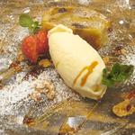 トラットリア ダ コヴィーノ - ドルチェ（シュトゥルーデル、はちみつアイス）