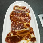 焼肉鴻漸 - 骨付きカルビ